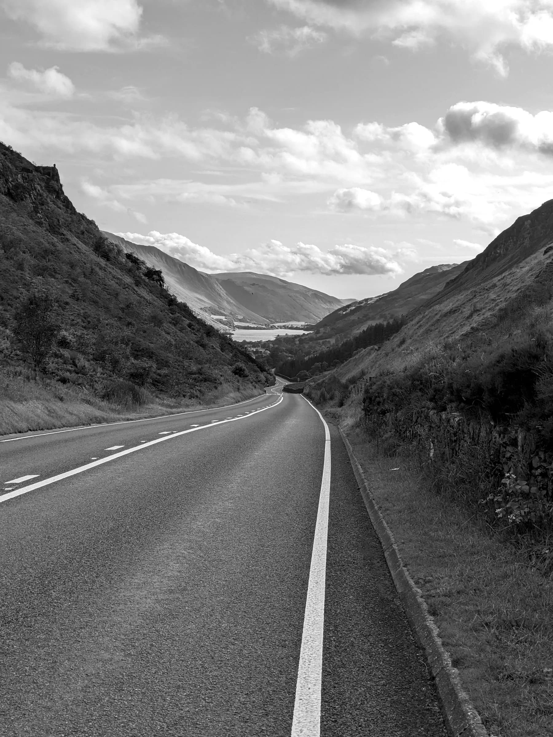 The road running down into the valley at the Mach Loop